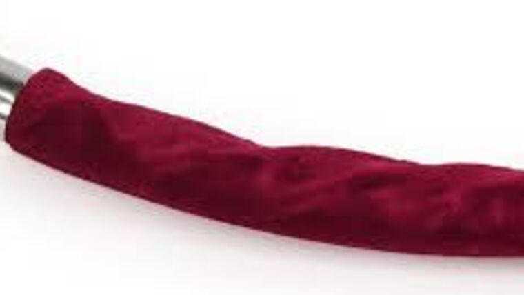 6.5′ Burgundy Velvet Stanchion Rope With Chrome Hooks | Rental