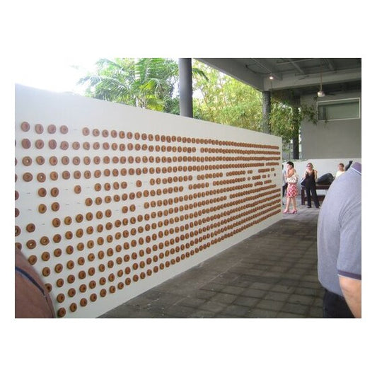 8′ x 20′ White Wood Donut Wall | Rental