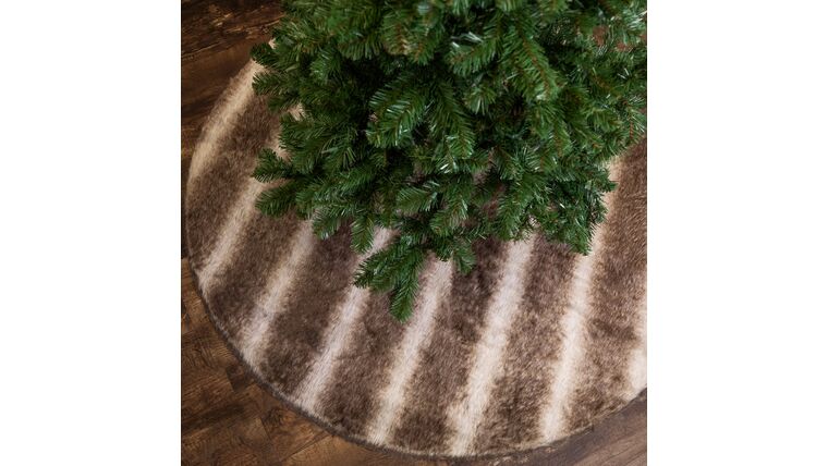 Faux Fur Tree Skirt 60″ Round – Brown | Rental