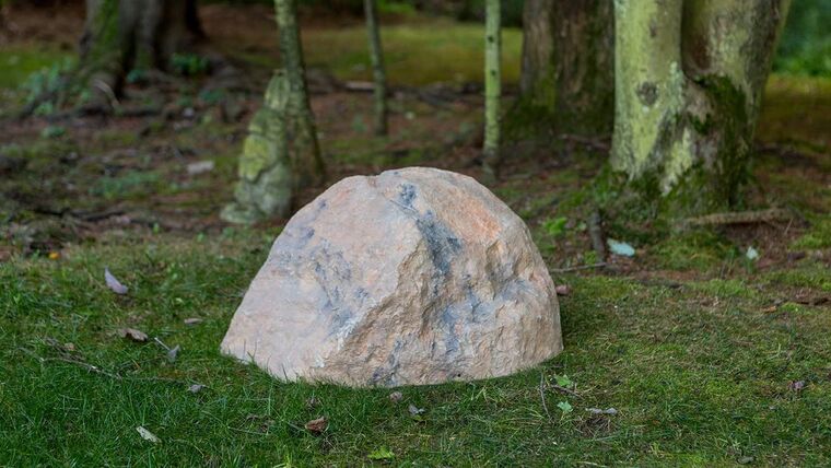 Outdoor Essentials Faux Rock, Large – Tan | Rental